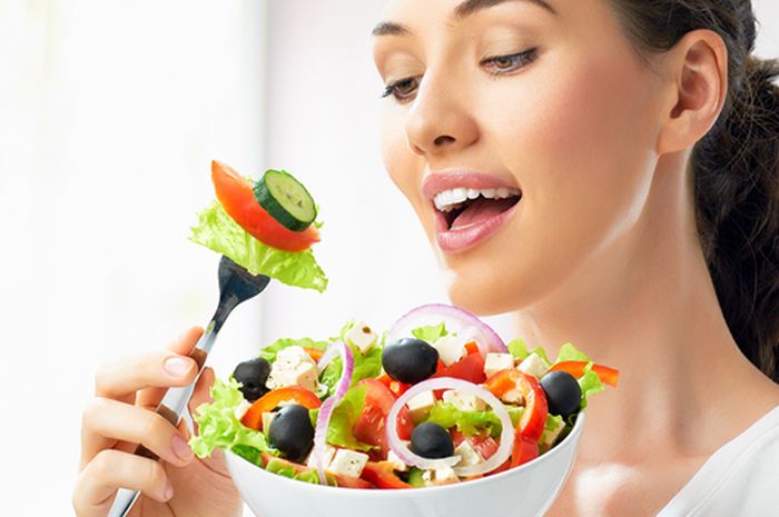 Makan Sehat yang Dianjurkan Saat Menstruasi